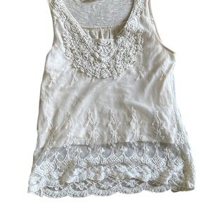 Vintage Cream lace top (A20)